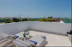 Exclusive beachside contemporary villas next to the new San Pedr, Marbella 29670