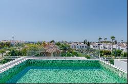 Exclusive beachside contemporary villas next to the new San Pedr, Marbella 29670