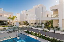 Exclusive beachside east-facing villa next to the new San Pedro , Marbella 29670