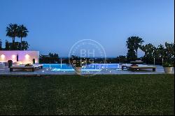 Contemporary style villa recently renovated in Elviria, Marbella, Marbella 29604