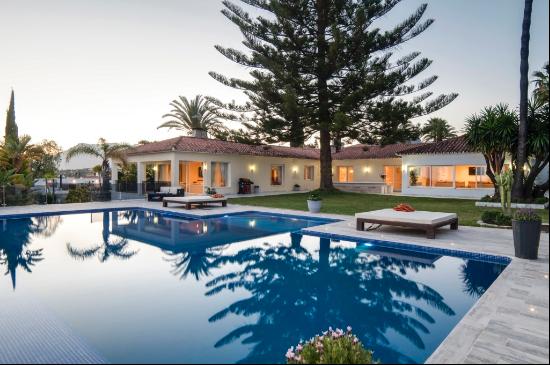 Contemporary style villa recently renovated in Elviria, Marbella, Marbella 29604