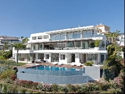 Brand-new ultramodern villa with panoramic views in La Quinta, B, Benahavis 29679