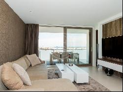 Exquisite fully refurbished apartment facing the Puerto Banús ma, Marbella 29660