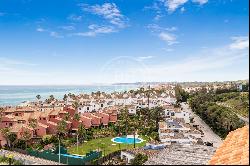 Duplex Penthouse for sale in Málaga, Estepona, Estepona 29680