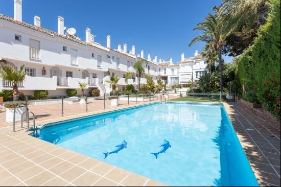 Beautiful townhouse walking distance to Centro Plaza and the bea, Marbella 29660