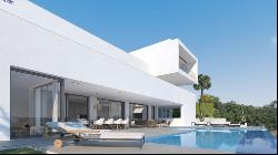 Impressive south-west facing off-plan villa located in La Reserv, Benahavis 29679