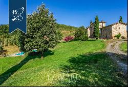 Luxurious Tuscan estate with park and pool in the heart of Siena's Chianti Classico area