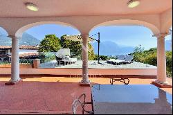 Elegant Mediterranean villa with guest house & magnificent lake view for sale in Lugano
