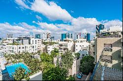 Modern Style Duplex Penthouse on Ahad Haam St.