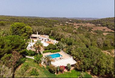 Captivating estate with pool near Mahón, Menorca, for rent