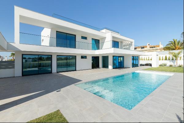 Detached house, 4 bedrooms, for Sale