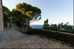 Unique villa facing the bay of Monte Argentario