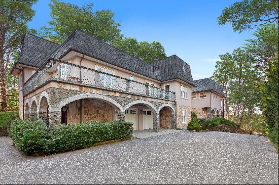 This stunning East Hampton Property on 4 hill top acres, is an experience not to be missed