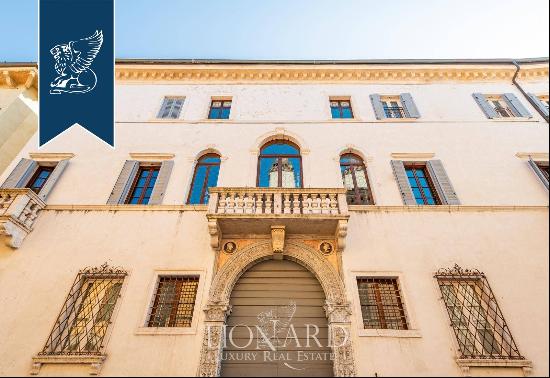 Luxurious, finely-frescoed property for sale in Verona