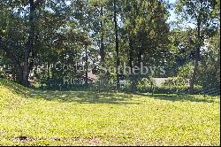 Residential Lot in Golf & Polo Community