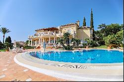 Traditional Villa in El Paraiso, Estepona