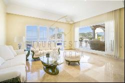 Well maintained Mediterranean villa with stunning sea views