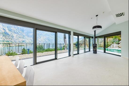 Luxury Villa Aquila, Prcanj, Kotor Bay, Montenegro, R2013