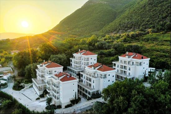 Luxury Complex In Djenovici, Djenovici, Herceg Novi, Montenegro, R2018-3