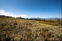 Gorgeous Steamboat Lake Area Property