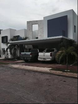 5546 - Cancún Centro, Cumbres, Cancun 77500
