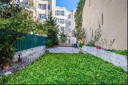 3 Bedroom Flat with Private Garden, Arroios, Lisbon