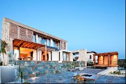 Absolutely Gorgeous Villa in A Golf Resort