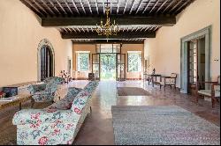 Prestigious Estate of the 16th century on the hills of Lucca