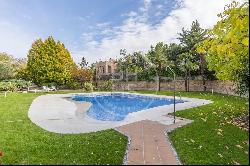 1300 sqm luxury house with pool for sale in Valdemarín, Madrid 28023