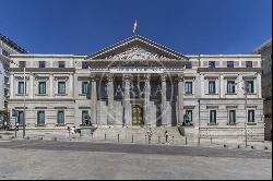 134 sqm flat for sale in Cortes, Madrid, Madrid 28014