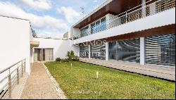 4+1-Bedroom's villa with pool and garden, for sale, in Guimaraes, North Portugal