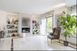 330 sqm house with pool for sale in Aravaca, Madrid 28023