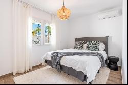 Villa for sale in Málaga, Marbella, Nueva Andalucía, Marbella 29660