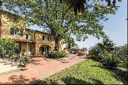 Private Villa for sale in Prato (Italy)