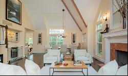 2023 RENO IN WAINSCOTT, 2 MILES TO BEACH w/ 4 BEDROOMS ALL ENSUITE