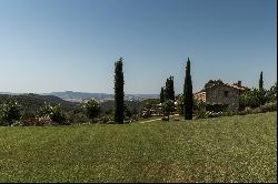 Exclusive estate amidst the hills of Maremma