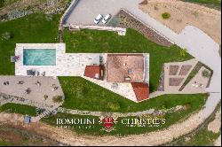 LUXURY DESIGN VILLA FOR SALE IN TUSCANY, VOLTERRA Romolini - Christie's