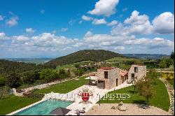 LUXURY DESIGN VILLA FOR SALE IN TUSCANY, VOLTERRA Romolini - Christie's