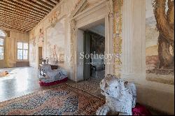 Venetian Renaissance Villa with frescoes and tower, barchessa and outbuildings