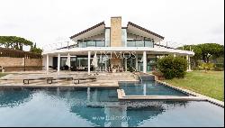 7 bedroom villa, with pool, in Vilamoura, for sale - Algarve