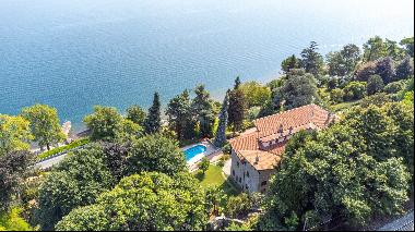 Stunning villa overlooking Lake Maggiore
