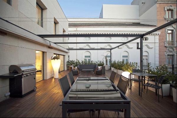 exclusive luxury penthouse is located in Xerea