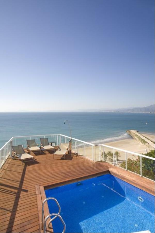 Modern designed villa on coastline of valencia