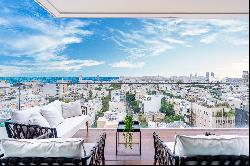 Spacious Seaview Apartment for Sale in the Arlozorov 17 Tower | Tel Aviv