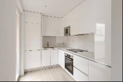 2 Bedroom Apartments, Janelas Verdes, Estrela, Lisbon