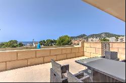 Three apartments and one penthouse for sale in modern apartment complex in Camp de Mar