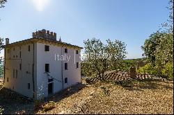 Panoramic borgo to be finished in Monte san Savino