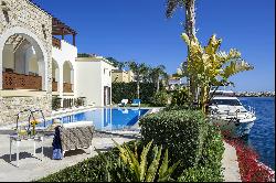 Luxury Villa with 4 Bedrooms and 7 Bathrooms in Limassol marina