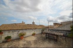 Puglia - Magnificient palace in the historical center of Conversano