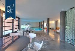 Luxurious modern villa with park and indoor pool close to the Lombard lakes